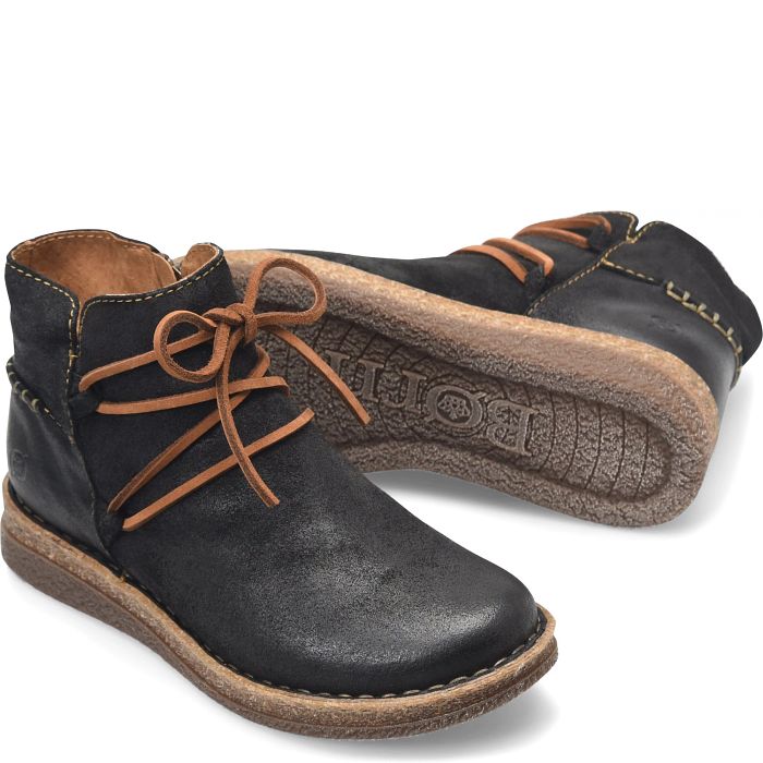 Born Calyn Boot