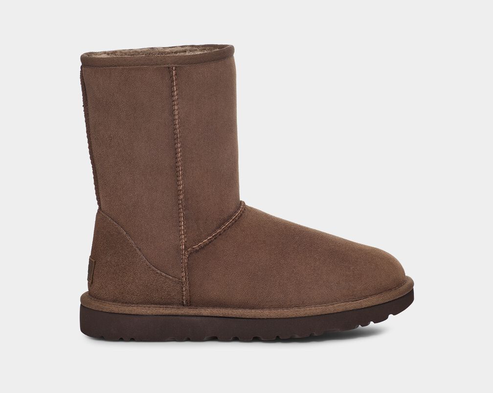 UGG Classic II Boot in Burnt Cedar