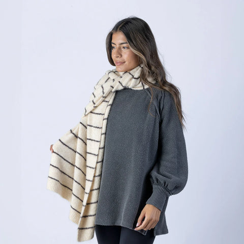 Pistil Ray Scarf in Charcoal & Cream