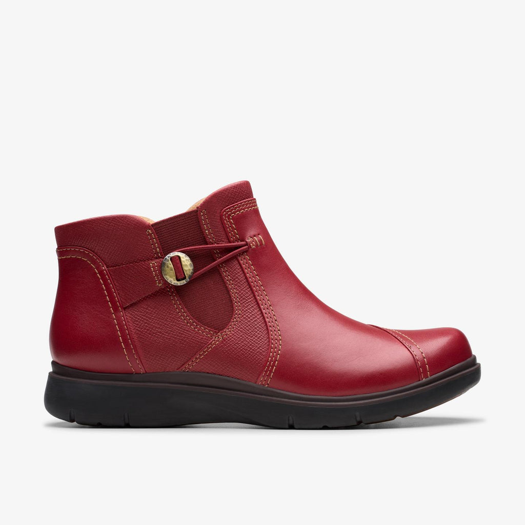 Red and black clarks on sale