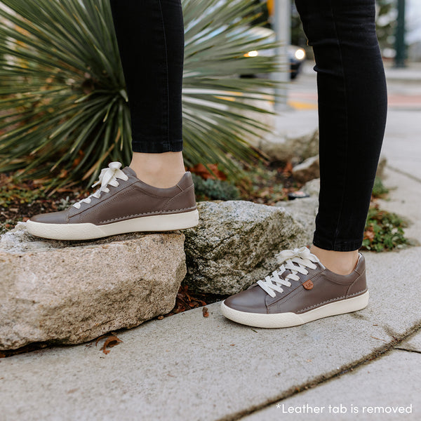 Josef Seibel Claire 01 Sneaker in White, Black, Grey & Hibiscus