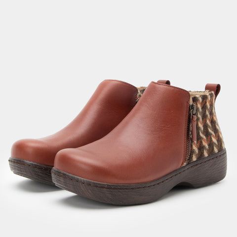 Alegria Oaklee Boot in Cider
