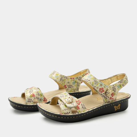 Alegria Vienna Sandal in Loretta Roja, Black Sapphire, & Good as Gold