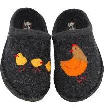 Haflinger Chicken Slipper in Brown